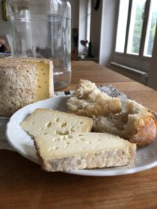 Tome aux artisons, fromage d'Auvergne
